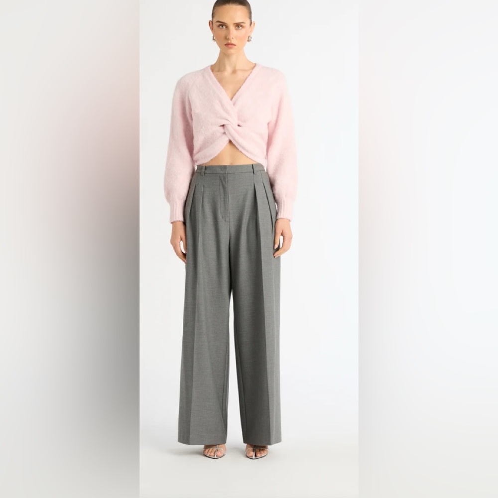 SHEIKE SAVANNAH super soft baby pink front twist plunge sweater